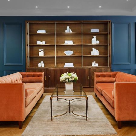 The Wallace Hotel New York Exteriér fotografie The Library at 100 Lincoln Street